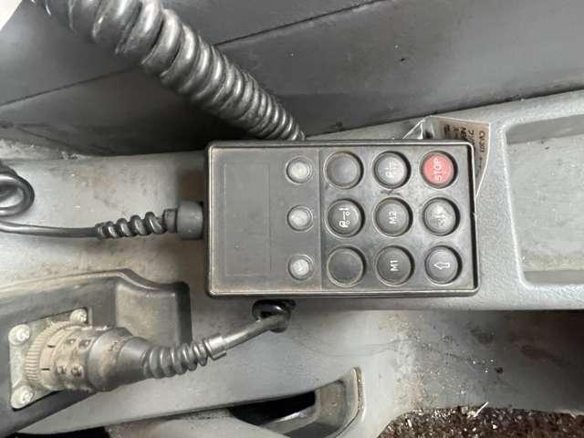 ファイター 　４トン　ワイド　４段クレーン　エアサス　修復歴無　差し違いアウトリガー　ラジコン　造りボディ　アルミブロック　カーナビ　ＥＴＣ　電動確認ミラー　メッキパーツ（37枚目）