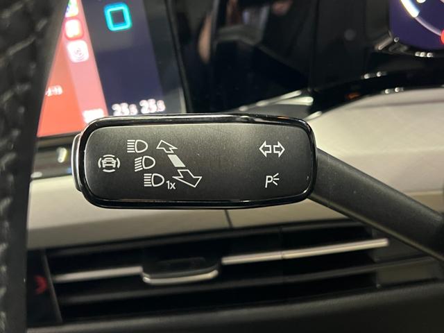 ｅＴＳＩアクティブ　無線ＣａｒＰｌａｙ＆充電　ＩＱ．ＬＩＧＨＴ　オートハイビーム　アダプティブクルコン　純正ナビ　ＤＴＶ　Ｂｌｕｅｔｏｏｔｈ＆Ｔｙｐｅ－Ｃ接続　ＥＴＣ２．０　Ｂカメラ　ＨＵＤ　衝突軽減＆車線逸脱　Ｓキー有(42枚目)