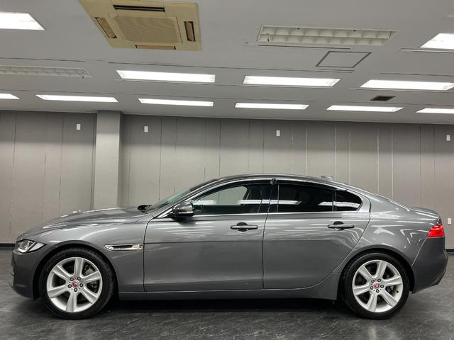 ＸＥ ＸＥ　ポートフォリオ　２４０ＰＳ　ブローグレザーシート　ＭＥＲＩＤＩＡＮ　ＡＥＢ　ＬＤＷ　ＢＳＭ　レーダークルーズ　オートハイビーム　タッチプロ１０．４インチナビ　ＤＴＶ　Ｂｌｕｅｔｏｏｔｈ＆ＵＳＢ　Ｂカメラ　純正１８ＡＷ（12枚目）