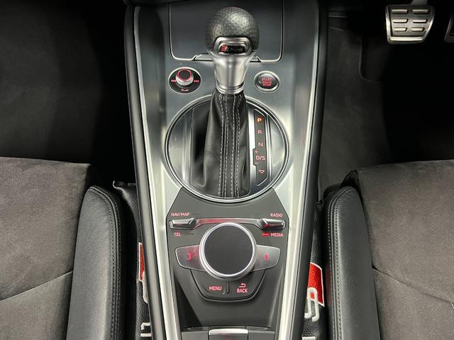 ＴＴクーペ ２．０ＴＦＳＩ　Ｓラインパッケージ　１年保証　マトリクスＬＥＤ　ＲＥＭＵＳマフラー　ＳＳＲ２０インチ　ｓｆ－ｒａｃｉｎｇ車高調　ハーフレザー　ＭＭＩナビ　ＴＶキャンセラー　Ｂカメラ　Ｂｌｕｅｔｏｏｔｈ　ＥＴＣ２．０　パドルシフト　禁煙車（33枚目）