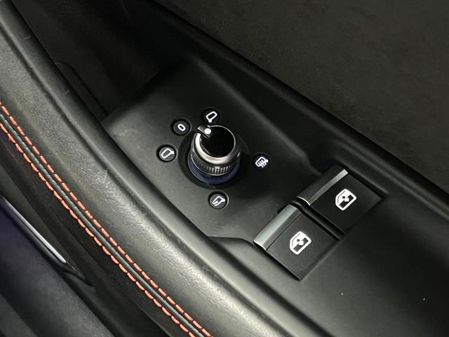 ＲＳ５ ベースグレード　セラミックブレーキ　ＲＳスポーツＥＸＴ　ＲＳデザインＰＫＧ　純正２０ＡＷ　マトリクスＬＥＤ　バーチャルＣＰ　Ｂ＆Ｏ　ファインナッパ革　林檎カープレイ　Ｂカメ　ＡＤＰクルーズ　ＥＴＣ２．０　禁煙　記録簿（53枚目）