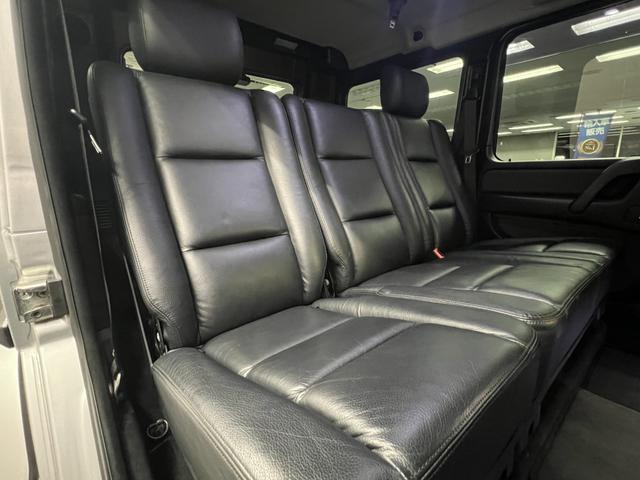 Ｇクラス Ｇ３５０　ブルーテック　ロング　ラグジュアリーＰＫＧ　距離無制限１年保証　ＳＲ　黒革　前後席ヒーター　ディストロニック＋　ＢＳＭ　純正ナビ　ＤＴＶ　ＢＴ＆ＵＳＢ　ＥＴＣ２．０　ＨＩＤオートライト＆ＬＥＤフォグ　純正１８ＡＷ（24枚目）