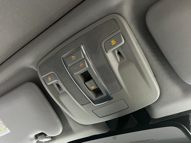 Ｇクラス Ｇ３５０　ブルーテック　ロング　ラグジュアリーＰＫＧ　距離無制限１年保証　ＳＲ　黒革　前後席ヒーター　ディストロニック＋　ＢＳＭ　純正ナビ　ＤＴＶ　ＢＴ＆ＵＳＢ　ＥＴＣ２．０　ＨＩＤオートライト＆ＬＥＤフォグ　純正１８ＡＷ（47枚目）