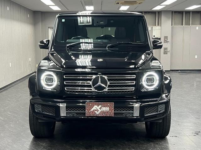 Ｇクラス Ｇ３５０ｄ　ＡＭＧライン　ラグジュアリー＆レーダーセーフティＰＫＧ　アダプティブダンピング　電動ステップ　マルチビームＬＥＤ　３６０カメラ　赤ステッチ黒革　純正ナビ　林檎カープレイ　ＤＴＶ　純正２０ＡＷ　２３年製ピレリ装着（6枚目）