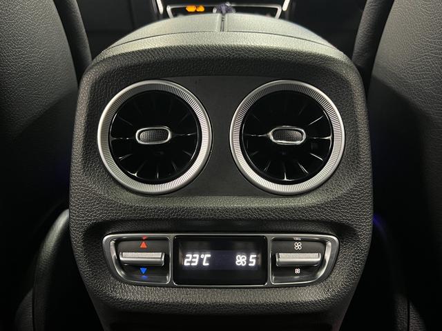 Ｇクラス Ｇ３５０ｄ　ＡＭＧライン　ラグジュアリー＆レーダーセーフティＰＫＧ　アダプティブダンピング　電動ステップ　マルチビームＬＥＤ　３６０カメラ　赤ステッチ黒革　純正ナビ　林檎カープレイ　ＤＴＶ　純正２０ＡＷ　２３年製ピレリ装着（27枚目）