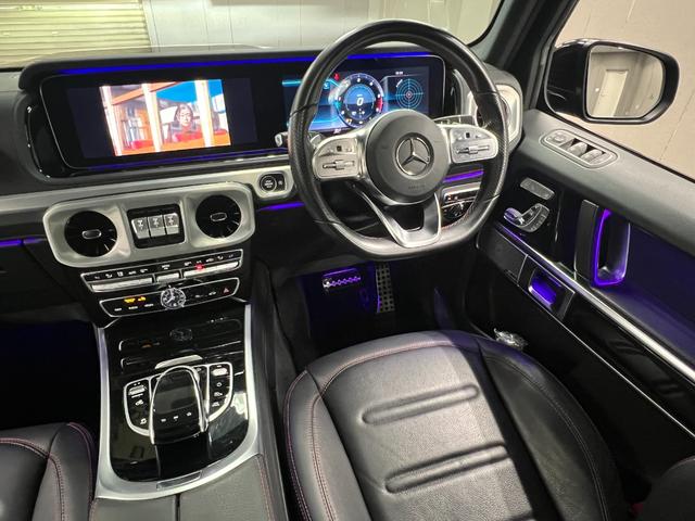 Ｇクラス Ｇ３５０ｄ　ＡＭＧライン　ラグジュアリー＆レーダーセーフティＰＫＧ　アダプティブダンピング　電動ステップ　マルチビームＬＥＤ　３６０カメラ　赤ステッチ黒革　純正ナビ　林檎カープレイ　ＤＴＶ　純正２０ＡＷ　２３年製ピレリ装着（30枚目）
