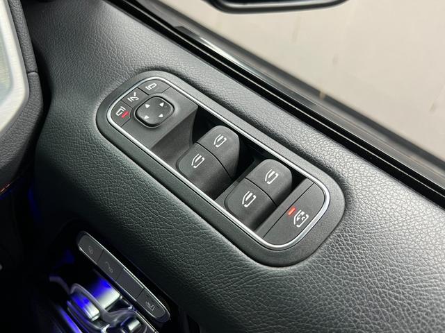 Ｇクラス Ｇ３５０ｄ　ＡＭＧライン　ラグジュアリー＆レーダーセーフティＰＫＧ　アダプティブダンピング　電動ステップ　マルチビームＬＥＤ　３６０カメラ　赤ステッチ黒革　純正ナビ　林檎カープレイ　ＤＴＶ　純正２０ＡＷ　２３年製ピレリ装着（56枚目）
