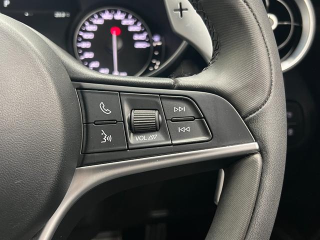 ジュリア ヴェローチェ　距離無制限１年保証　黒革　Ｓヒーター　林檎カープレイ＆アンドロイドオート　Ｈａｒｍａｎ＆Ｋａｒｄｏｎ　純正１８ＡＷ　レーダークルーズ　Ｂカメラ　衝突軽減＆車線保持＆死角補助　ソナー　純正ドラレコ　禁煙（43枚目）