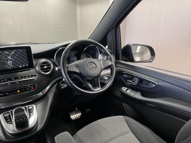 Vクラス V220d スポーツ 距離無制限1年保証 RSP LEDオートハイビーム 全方位カメラ 後席モニター 純正ナビ DTV Bluetooth キーレス ETC2.0 純正19AW 禁煙車 電動両側パワスラ 電動トランク(30枚目)