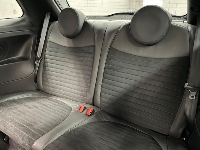 アバルト595 コンペティツィオーネ 5MT 後期 右ハンドル 距離無制限1年保証 純正ディスプレイオーディオ Bluetooth Brembo赤キャリパー レコモン アルカンターラコンビシート 純正17AW ETC Rソナー 禁煙車(27枚目)