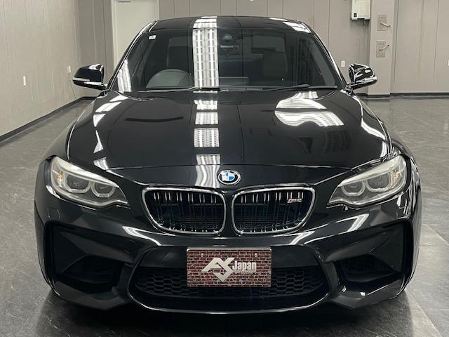 Ｍ２ ベースグレード　距離無制限１年保証　黒革　ｈａｒｍａｎ／ｋａｒｄｏｎ　インテリセーフ　純正１９ＡＷ　Ｍブルーキャリパー　純正ナビ　Ｂカメラ　パドルシフト　ＥＴＣ　クルコン　Ｓヒーター　ＰＵＳＨスタート　スマキー　禁煙（6枚目）