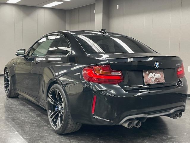 Ｍ２ ベースグレード　距離無制限１年保証　黒革　ｈａｒｍａｎ／ｋａｒｄｏｎ　インテリセーフ　純正１９ＡＷ　Ｍブルーキャリパー　純正ナビ　Ｂカメラ　パドルシフト　ＥＴＣ　クルコン　Ｓヒーター　ＰＵＳＨスタート　スマキー　禁煙（10枚目）