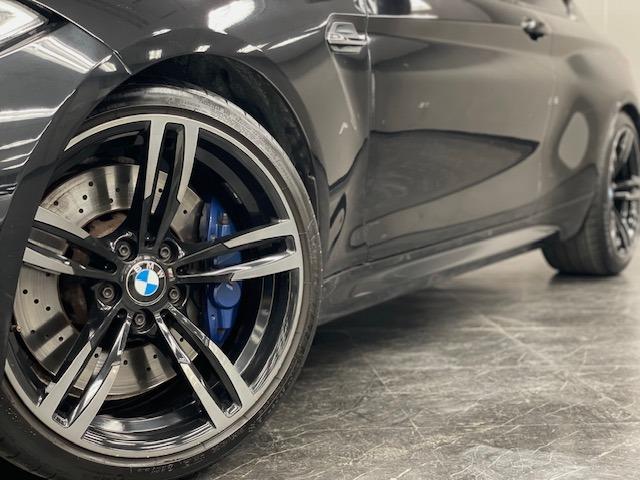Ｍ２ ベースグレード　距離無制限１年保証　黒革　ｈａｒｍａｎ／ｋａｒｄｏｎ　インテリセーフ　純正１９ＡＷ　Ｍブルーキャリパー　純正ナビ　Ｂカメラ　パドルシフト　ＥＴＣ　クルコン　Ｓヒーター　ＰＵＳＨスタート　スマキー　禁煙（14枚目）
