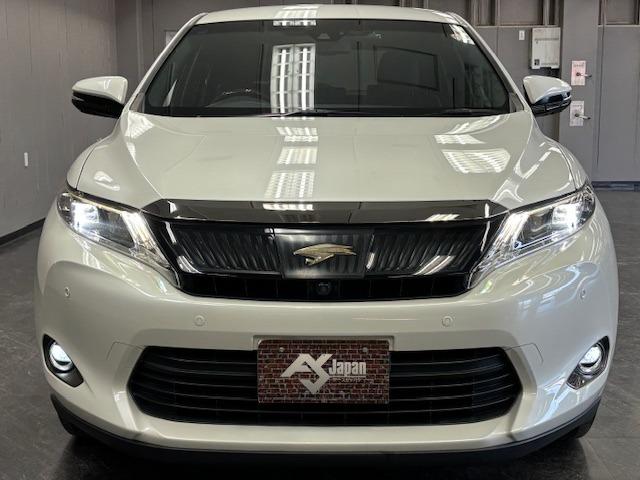 ハリアー プレミアム　アドバンスドパッケージ　ユーザー様直接買取車　距離無制限１年保証　純正ＳＤナビ　フルセグ　Ｂｌｕｅｔｏｏｔｈ　全方位カメラ　ＪＢＬサウンド　黒革　シートヒーター　衝突被害軽減　レーンアシスト　ＡＣＣ　前後ソナー　電動トランク（6枚目）