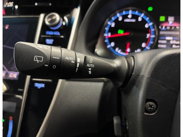 ハリアー プレミアム　アドバンスドパッケージ　ユーザー様直接買取車　距離無制限１年保証　純正ＳＤナビ　フルセグ　Ｂｌｕｅｔｏｏｔｈ　全方位カメラ　ＪＢＬサウンド　黒革　シートヒーター　衝突被害軽減　レーンアシスト　ＡＣＣ　前後ソナー　電動トランク（41枚目）