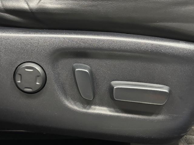 ハリアー プレミアム　アドバンスドパッケージ　ユーザー様直接買取車　距離無制限１年保証　純正ＳＤナビ　フルセグ　Ｂｌｕｅｔｏｏｔｈ　全方位カメラ　ＪＢＬサウンド　黒革　シートヒーター　衝突被害軽減　レーンアシスト　ＡＣＣ　前後ソナー　電動トランク（45枚目）