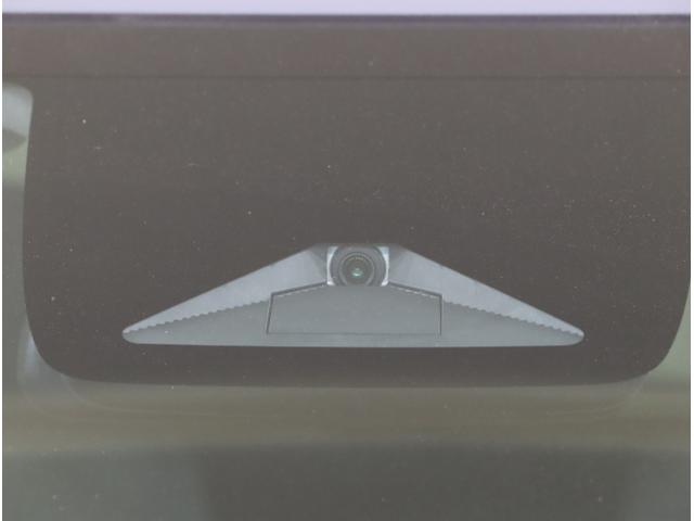 フリード エアーＥＸ　バックモニター　盗難防止システム　ＤＶＤ　両側パワースライドドア　横滑り防止装置　クルコン　フルセグ　ＥＴＣ車載器　オートエアコン　シートヒーター　ＬＥＤヘッドライト　３列シート　ＵＳＢ（27枚目）