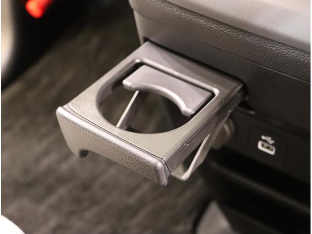 フリード エアーＥＸ　バックモニター　盗難防止システム　ＤＶＤ　両側パワースライドドア　横滑り防止装置　クルコン　フルセグ　ＥＴＣ車載器　オートエアコン　シートヒーター　ＬＥＤヘッドライト　３列シート　ＵＳＢ（40枚目）