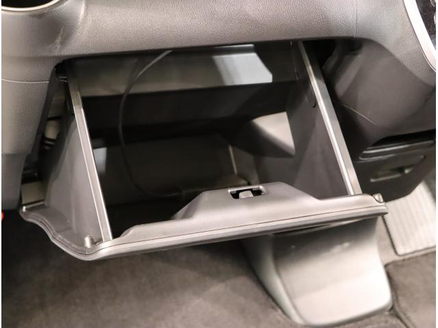 Ｎ－ＢＯＸカスタム ＧＳＳパッケージ　両側パワ－スライドドア　ＴＶナビ　スマ－トキ－　Ｂカメ　ＥＴＣ付き　エアコン　ＥＳＣ　Ａ－ＳＴＯＰ　盗難防止システム　パワーウィンドウ　運転席助手席エアバッグ　ＤＶＤ　ＡＢＳ（35枚目）