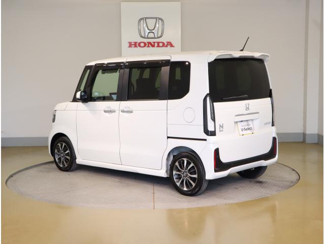 Ｎ－ＢＯＸカスタム ベースグレード　ＵＳＢ接続　ＣＭＢＳ　Ｄレコ　ベンチシート　オートエアコン　スマートキ　ＬＥＤ　盗難防止装置　クルコン　ＥＴＣ　バックカメラ　フルセグＴＶ　パワーステアリング　エアバッグ　ＥＳＣ（5枚目）