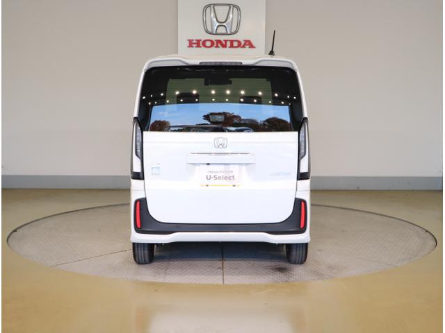 Ｎ－ＢＯＸカスタム ベースグレード　ＵＳＢ接続　ＣＭＢＳ　Ｄレコ　ベンチシート　オートエアコン　スマートキ　ＬＥＤ　盗難防止装置　クルコン　ＥＴＣ　バックカメラ　フルセグＴＶ　パワーステアリング　エアバッグ　ＥＳＣ（6枚目）