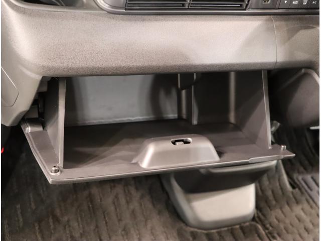 Ｎ－ＢＯＸカスタム ベースグレード　ＵＳＢ接続　ＣＭＢＳ　Ｄレコ　ベンチシート　オートエアコン　スマートキ　ＬＥＤ　盗難防止装置　クルコン　ＥＴＣ　バックカメラ　フルセグＴＶ　パワーステアリング　エアバッグ　ＥＳＣ（40枚目）