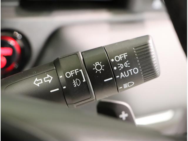 ヴェゼル e:HEVZ 衝突回避支援ブレーキ機能 スマキ Pトランク フルオートエアコン Dレコ エアバッグ 両席エアバック Rカメ パワーウィンドウ LEDランプ ソナー クルーズC ナビ&TV USB(32枚目)