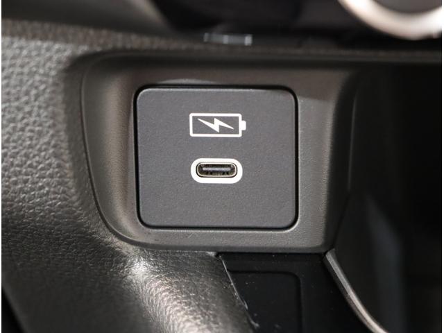 ヴェゼル e:HEVZ 衝突回避支援ブレーキ機能 スマキ Pトランク フルオートエアコン Dレコ エアバッグ 両席エアバック Rカメ パワーウィンドウ LEDランプ ソナー クルーズC ナビ&TV USB(35枚目)