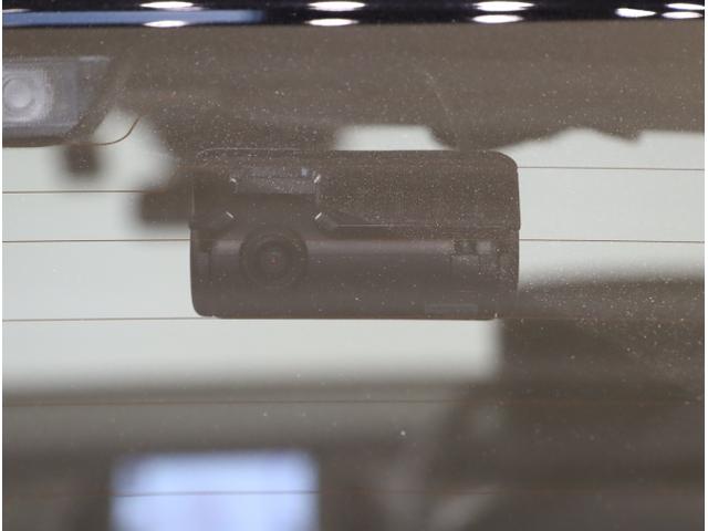 フィット ｅ：ＨＥＶホーム　前後誤発進抑制機能　クリソナ　助手席エアバッグ　運転席エアバッグ　アイドリングストップ　ＬＥＤライト　ＵＳＢ接続　バックカメラ　ＡＢＳ　サイドエアバッグ　オートクルーズコントロール（36枚目）