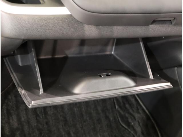 フィット ｅ：ＨＥＶホーム　前後誤発進抑制機能　クリソナ　助手席エアバッグ　運転席エアバッグ　アイドリングストップ　ＬＥＤライト　ＵＳＢ接続　バックカメラ　ＡＢＳ　サイドエアバッグ　オートクルーズコントロール（37枚目）