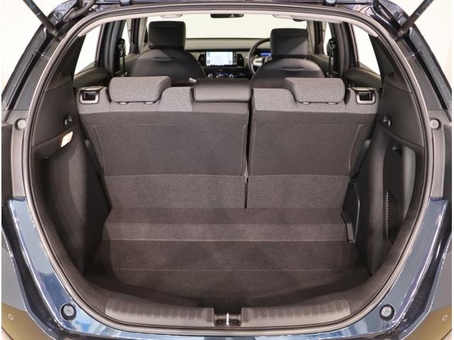 フィット ｅ：ＨＥＶホーム　前後誤発進抑制機能　クリソナ　助手席エアバッグ　運転席エアバッグ　アイドリングストップ　ＬＥＤライト　ＵＳＢ接続　バックカメラ　ＡＢＳ　サイドエアバッグ　オートクルーズコントロール（44枚目）