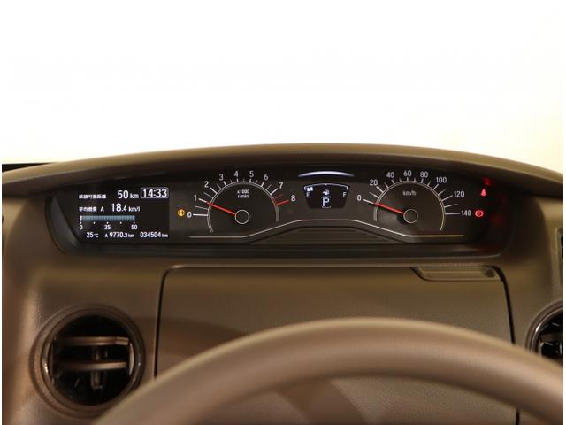 Ｎ－ＢＯＸ Ｇホンダセンシング　盗難防止システム　Ｄレコ　ＥＴＣ付　ナビＴＶ　スマキー　ＬＥＤ　ＤＶＤ再生機能　横滑り防止　ＵＳＢ　パワーウィンドウ　ＡＡＣ　地デジＴＶ　ベンチシート　クルコン　オートライト　ＰＳ（16枚目）