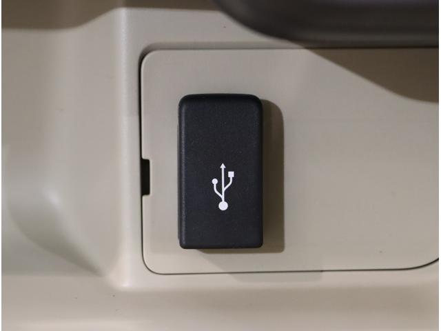 Ｎ－ＢＯＸ Ｇホンダセンシング　盗難防止システム　Ｄレコ　ＥＴＣ付　ナビＴＶ　スマキー　ＬＥＤ　ＤＶＤ再生機能　横滑り防止　ＵＳＢ　パワーウィンドウ　ＡＡＣ　地デジＴＶ　ベンチシート　クルコン　オートライト　ＰＳ（35枚目）