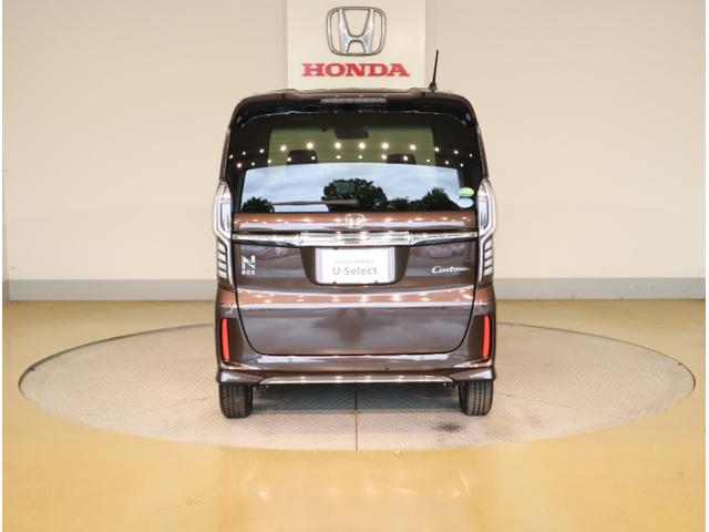 Ｎ－ＢＯＸカスタム Ｌ　Ｐソナー　サイドエアバッグ　ナビＴＶ　Ａストップ　シートヒータ　ベンチシート　キーフリーシステム　ＬＥＤライト　リアカメ　クルーズコントロール　ＡＣ　ＤＶＤ視聴可能　スマキー　横滑り防止　ＵＳＢ（6枚目）