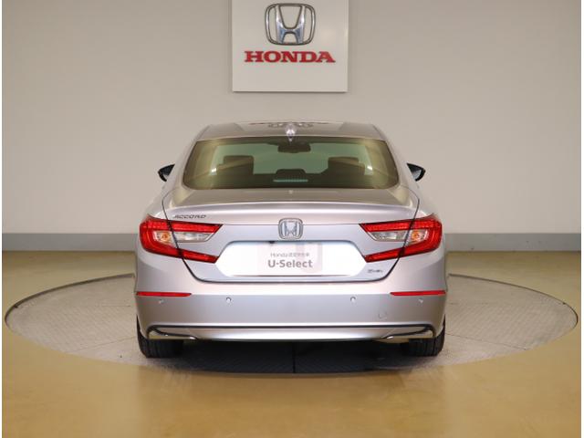アコード EX カーテンエアバッグ イモビ 追突軽減ブレーキ オートエアコン LEDヘッドライト パワ-シ-ト 皮シート 横滑り防止装置 地デジフルセグ スマキー シートヒーター USB接続 コーナーセンサー(6枚目)