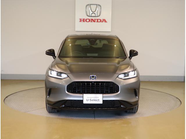 ＺＲ－Ｖ ｅ：ＨＥＶＺ特別仕様車ブラックスタイル　アラウンドビューモニター　ＬＥＤヘッドランプ　スマ－トキ－　クルコン　ＥＴＣ車載器　電動シート　オートライト　ドライブレコーダー　シートヒーター　本革シート（10枚目）