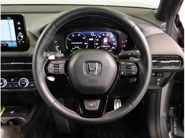 ＺＲ－Ｖ ｅ：ＨＥＶＺ特別仕様車ブラックスタイル　アラウンドビューモニター　ＬＥＤヘッドランプ　スマ－トキ－　クルコン　ＥＴＣ車載器　電動シート　オートライト　ドライブレコーダー　シートヒーター　本革シート（15枚目）