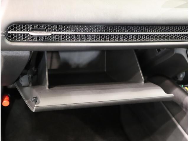 ＺＲ－Ｖ ｅ：ＨＥＶＺ特別仕様車ブラックスタイル　アラウンドビューモニター　ＬＥＤヘッドランプ　スマ－トキ－　クルコン　ＥＴＣ車載器　電動シート　オートライト　ドライブレコーダー　シートヒーター　本革シート（39枚目）