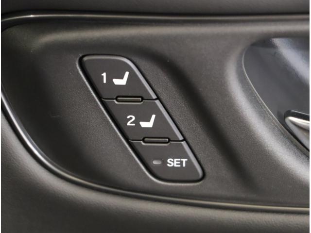 ＺＲ－Ｖ ｅ：ＨＥＶＺ特別仕様車ブラックスタイル　アラウンドビューモニター　ＬＥＤヘッドランプ　スマ－トキ－　クルコン　ＥＴＣ車載器　電動シート　オートライト　ドライブレコーダー　シートヒーター　本革シート（43枚目）