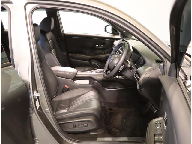 ＺＲ－Ｖ ｅ：ＨＥＶＺ特別仕様車ブラックスタイル　アラウンドビューモニター　ＬＥＤヘッドランプ　スマ－トキ－　クルコン　ＥＴＣ車載器　電動シート　オートライト　ドライブレコーダー　シートヒーター　本革シート（45枚目）