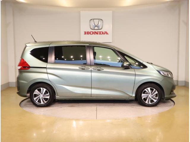 フリード G・ホンダセンシング 追突被害軽減ブレーキ iストップ Wエアバッグ パワーウィンドウ アクティブクルーズコントロール スマートキ カラーバックモニター VSA エアコン セキュリティアラーム USB(9枚目)