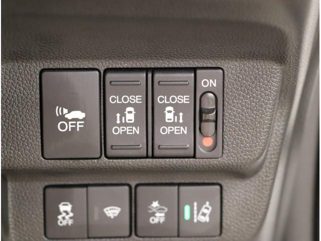 フリードハイブリッド ハイブリッド・EX 地デジフルセグTV シ-トヒ-タ- USB接続 リヤカメラ LEDライト フルオートエアコン ABS ドラレコ付 DVD再生可 ウォークスルー サイドエアバッグ キーフリー(35枚目)