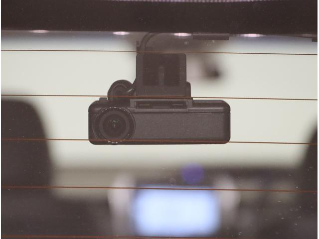 フリードハイブリッド ハイブリッド・EX 地デジフルセグTV シ-トヒ-タ- USB接続 リヤカメラ LEDライト フルオートエアコン ABS ドラレコ付 DVD再生可 ウォークスルー サイドエアバッグ キーフリー(39枚目)