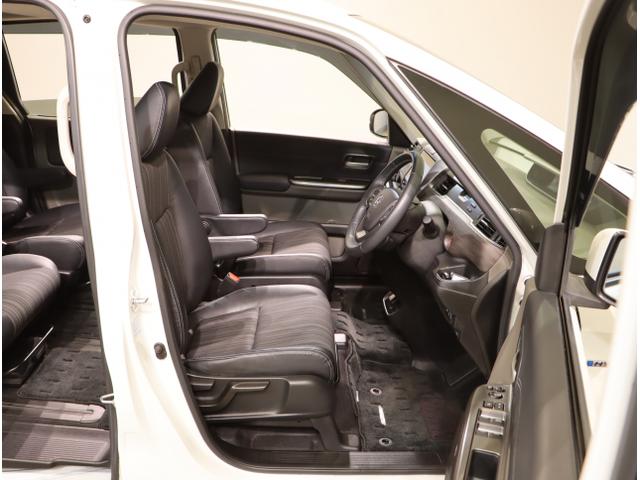 フリードハイブリッド ハイブリッド・EX 地デジフルセグTV シ-トヒ-タ- USB接続 リヤカメラ LEDライト フルオートエアコン ABS ドラレコ付 DVD再生可 ウォークスルー サイドエアバッグ キーフリー(43枚目)