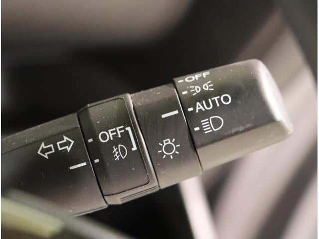 N-BOXカスタム G・Lホンダセンシング 地デジTV 助手席エアバッグ キーレス アイドリングST セキュリティーアラーム スマ-トキ- リアカメラ ナビTV ETC 前車追従機能 サイドエアバッグ LEDヘッドライト(32枚目)