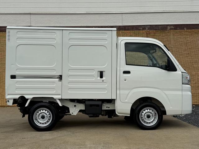 ハイゼットトラック パネルバン　ハイルーフ　内装クリーニング済・外装仕上済・荷箱内寸：奥行１９３×幅１３１×高さ１２５×荷台高さ６７（4枚目）