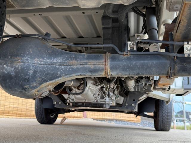 ハイゼットトラック パネルバン　ハイルーフ　内装クリーニング済・外装仕上済・荷箱内寸：奥行１９３×幅１３１×高さ１２５×荷台高さ６７（18枚目）