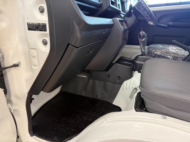 ハイゼットトラック パネルバン　ハイルーフ　内装クリーニング済・外装仕上済・荷箱内寸：奥行１９３×幅１３１×高さ１２５×荷台高さ６７（28枚目）