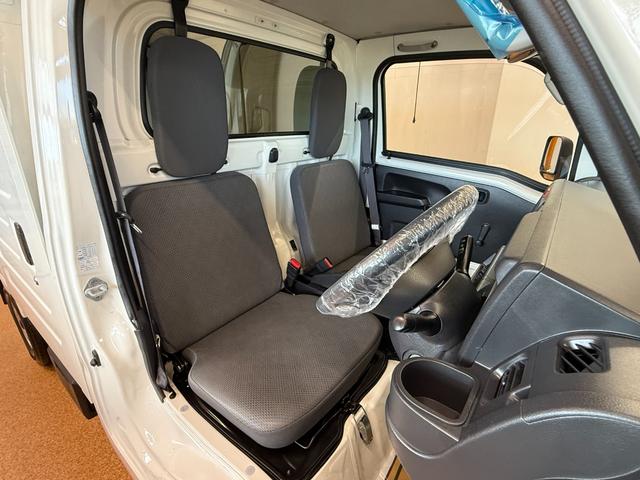 ハイゼットトラック パネルバン　ハイルーフ　内装クリーニング済・外装仕上済・荷箱内寸：奥行１９３×幅１３１×高さ１２５×荷台高さ６７（35枚目）