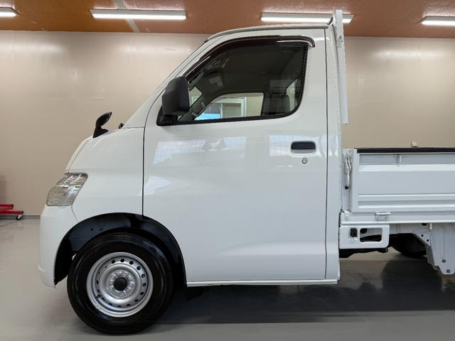 ライトエーストラック ＤＸ　Ｘエディション　キーレス・パワーウィンドウ・荷台再塗装済・外装仕上済（10枚目）